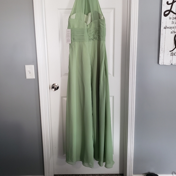 Babaroni Doris Dress in Dusty Sage - Picture 7 of 8